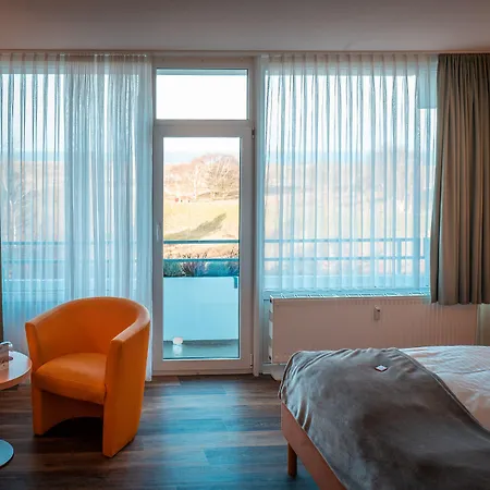 Strandhotel An Der Ostsee Weissenhäuser Strand