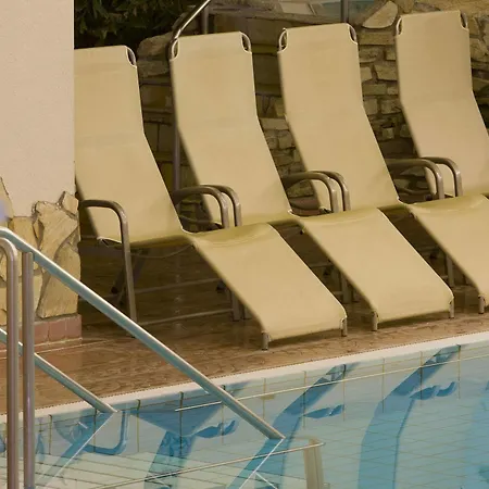 Strandhotel An Der Ostsee Weissenhauser Strand